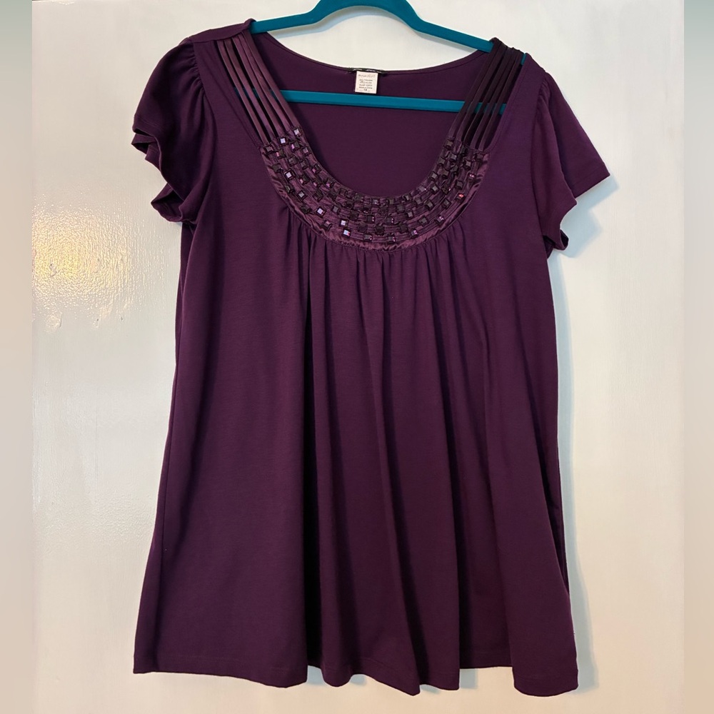 Women's Purple Embellished Scoop Neck Top